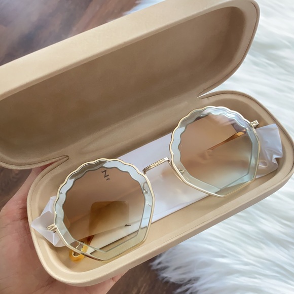 Luxury Chloe sunglasses - Picture 10 of 10